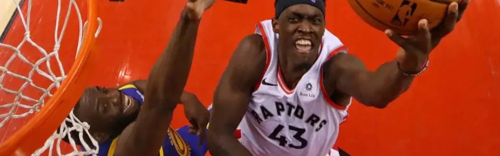  猛龙西亚卡姆里程碑，客场掀翻公牛  