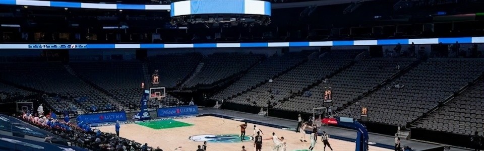  沃尔夫斯堡主场灯光故障延期比赛  