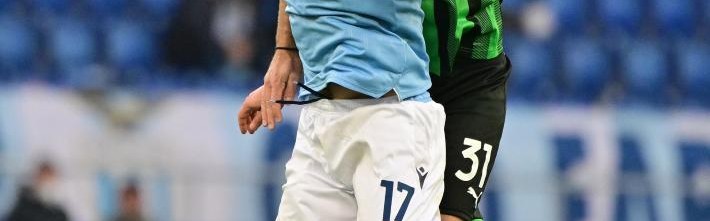  萨索洛七分钟三球闪击拉齐奥创纪录  