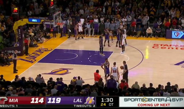  巴特勒三双热火加时险胜尼克斯  