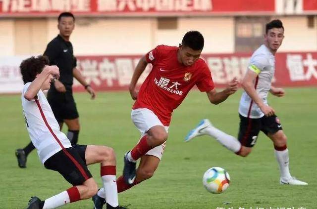 拜仁青训小将首秀破门惊艳全场  