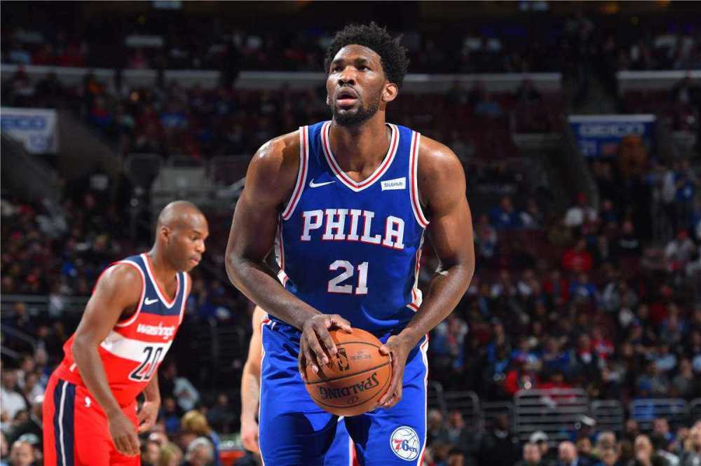  恩比德复出30+15+5帽，76人轻取奇才  